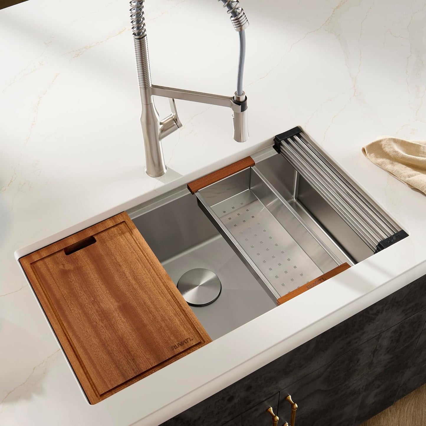 33-inch Undermount Rounded Corner Workstation Kitchen Sink Single Bowl, 16 Gauge Stainless Steel Kitchen Sinks