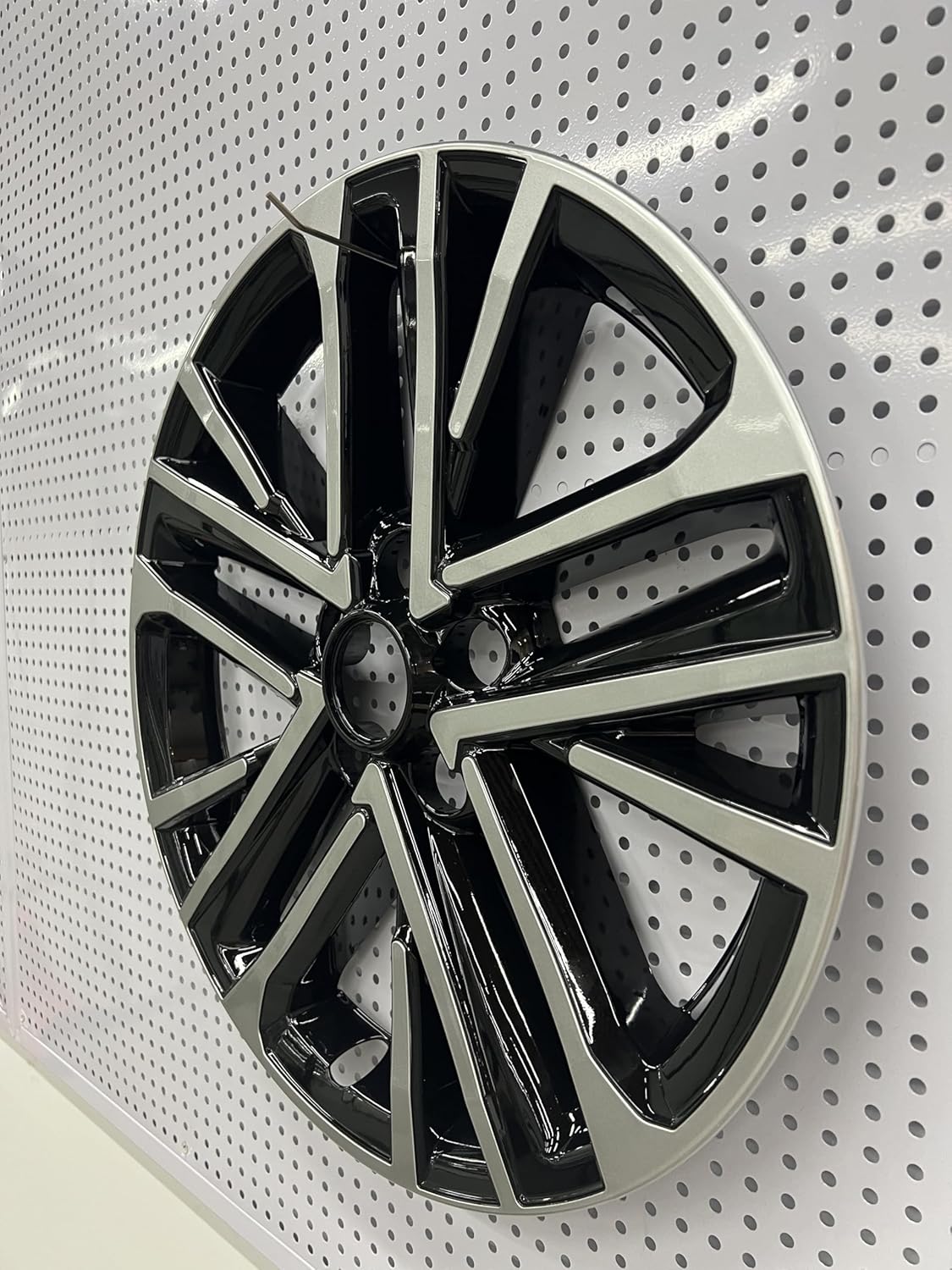 Wheel Covers for 2025 Toyota Camry Hybrid SE/XSE, Direct Fit Replacement Hubcaps for Factory Alloy Wheels, 4 Set