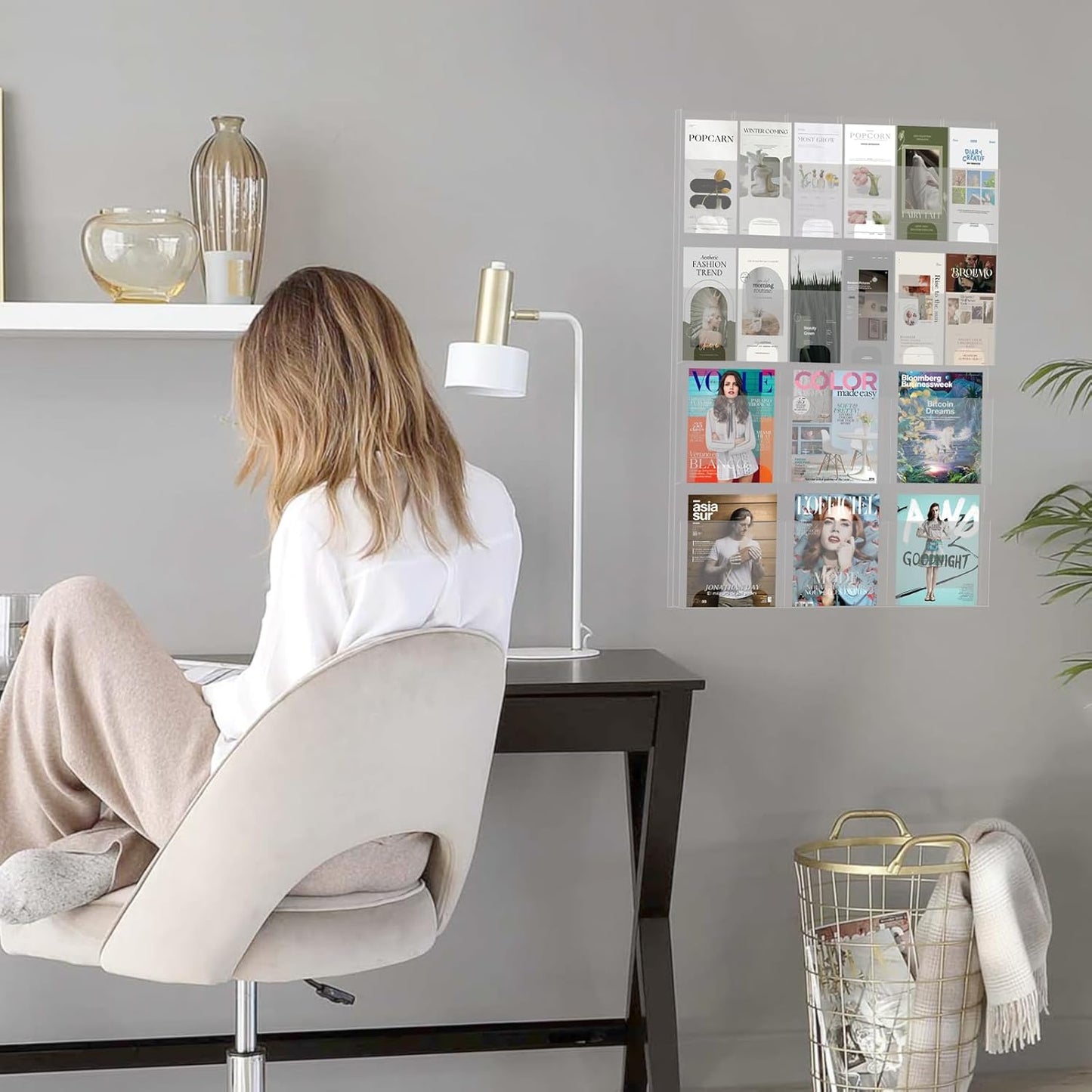 Acrylic Brochure Pamphlet Holder