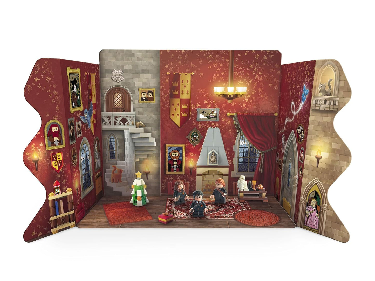 LEGO® Harry Potter™ Magical Year at Hogwarts: Christmas Activity Book