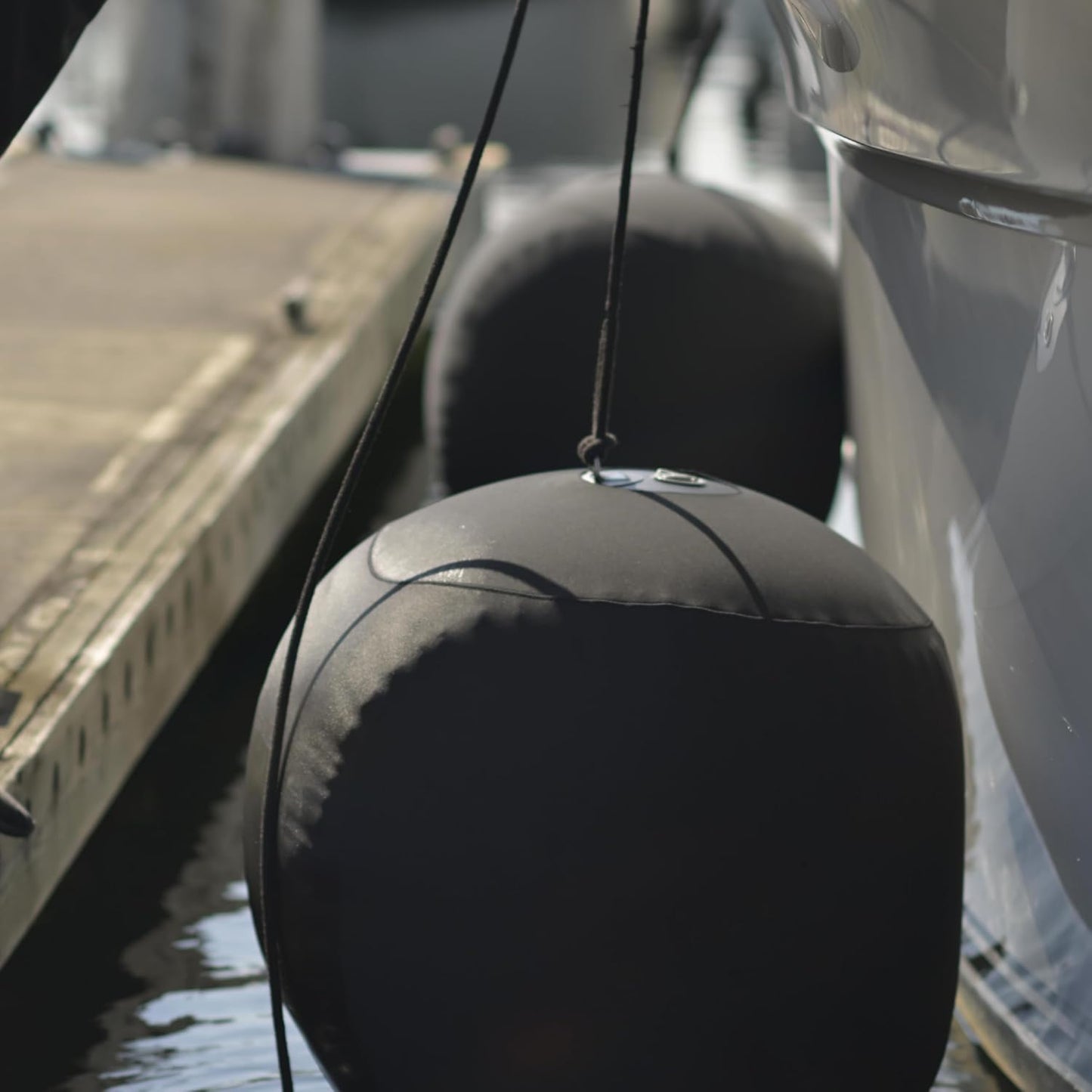 Seipel Marine Boat Sphere Fender & Cover - Heavy-Duty Inflatable Boat Fender, Industrial-Grade Material, 36' Sphere
