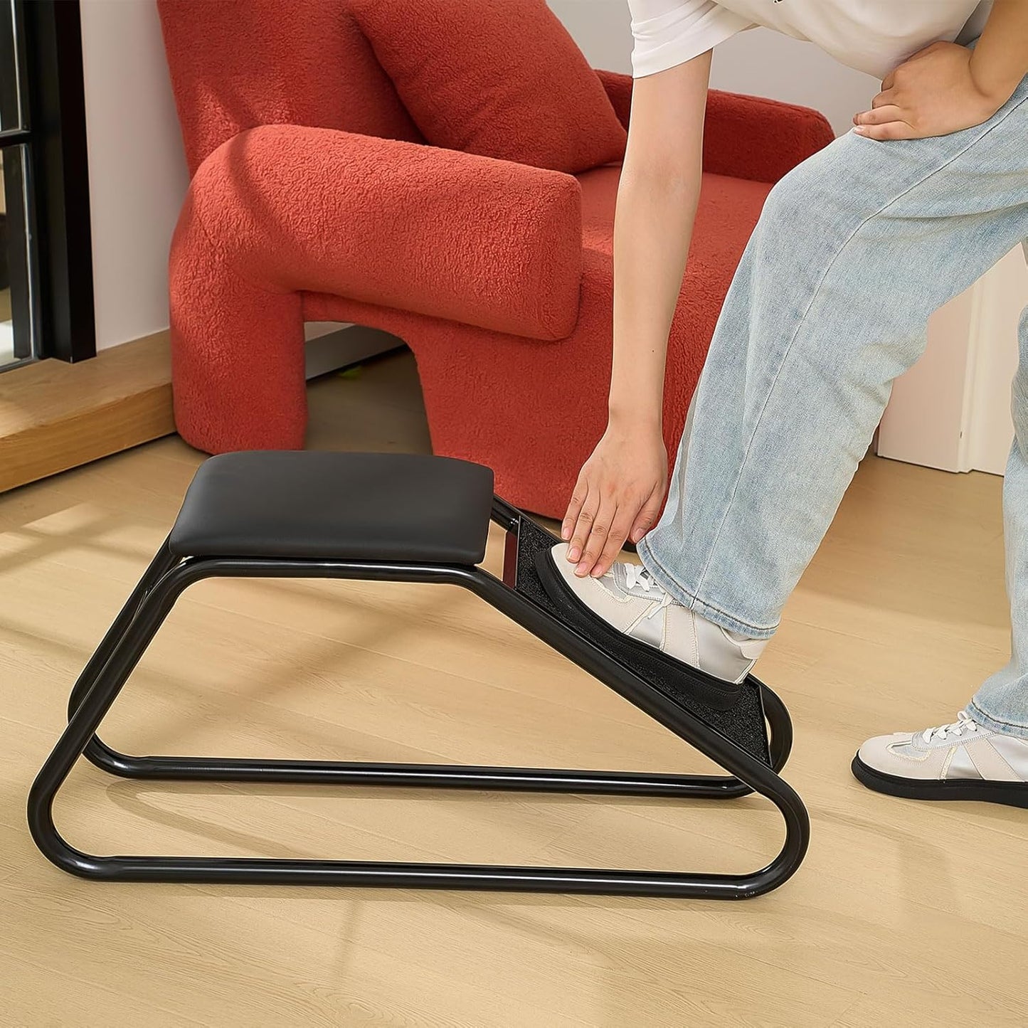 Shoe Fitting Stool with Padded Seat, for Shoe Stores, Entryway, Bedroom, Gym Changing Rooms, Shopping Mall