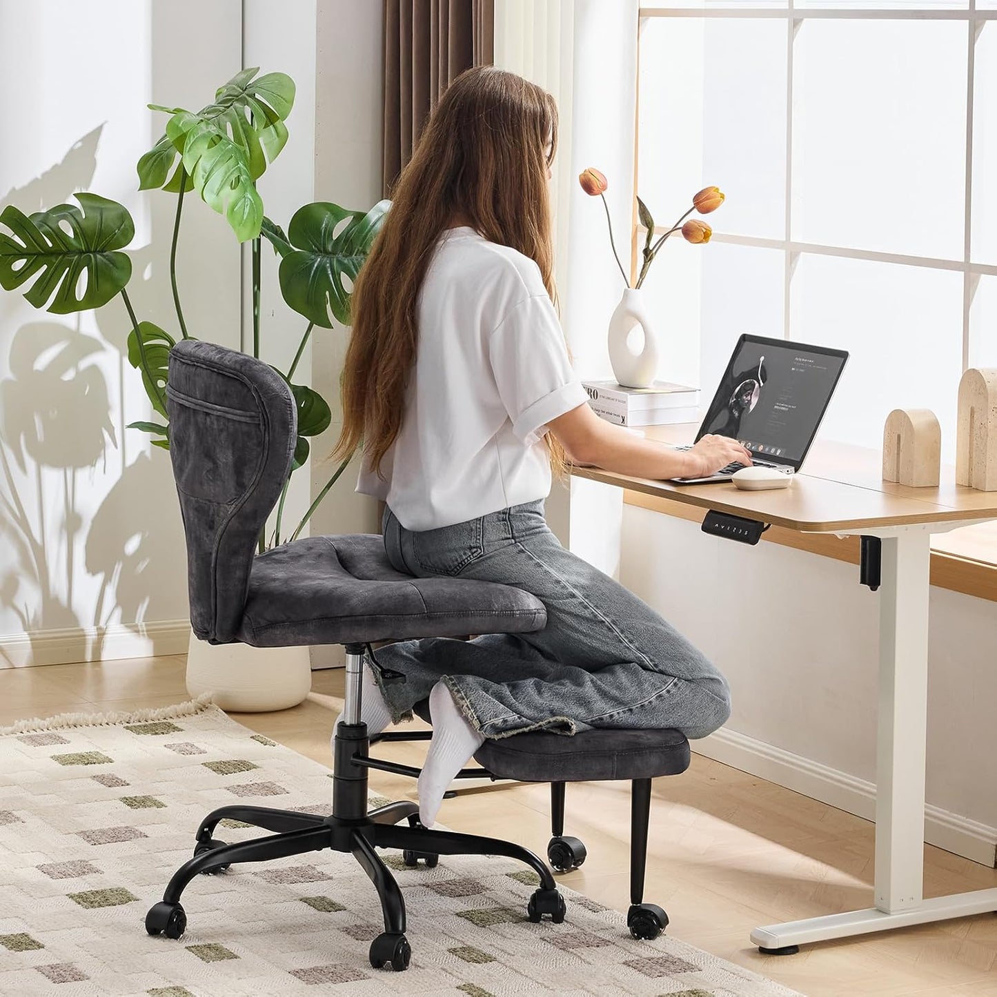 Ergonomic Cross Legged Office Chair and ADHD Meditation Chair w/ Silent Wheels, Storage Pockets, Velvet Fabric, Grey