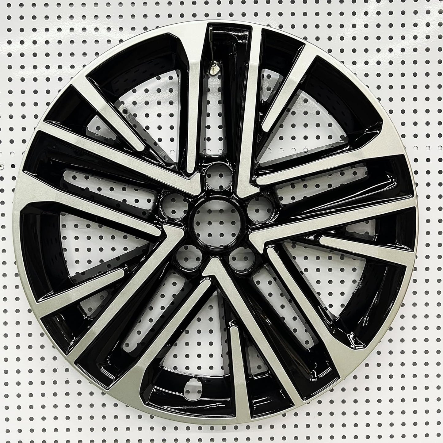 Wheel Covers for 2025 Toyota Camry Hybrid SE/XSE, Direct Fit Replacement Hubcaps for Factory Alloy Wheels, 4 Set