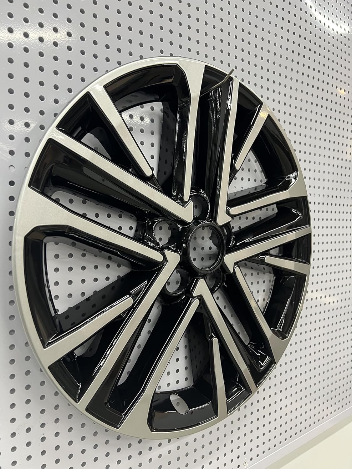 Wheel Covers for 2025 Toyota Camry Hybrid SE/XSE, Direct Fit Replacement Hubcaps for Factory Alloy Wheels, 4 Set