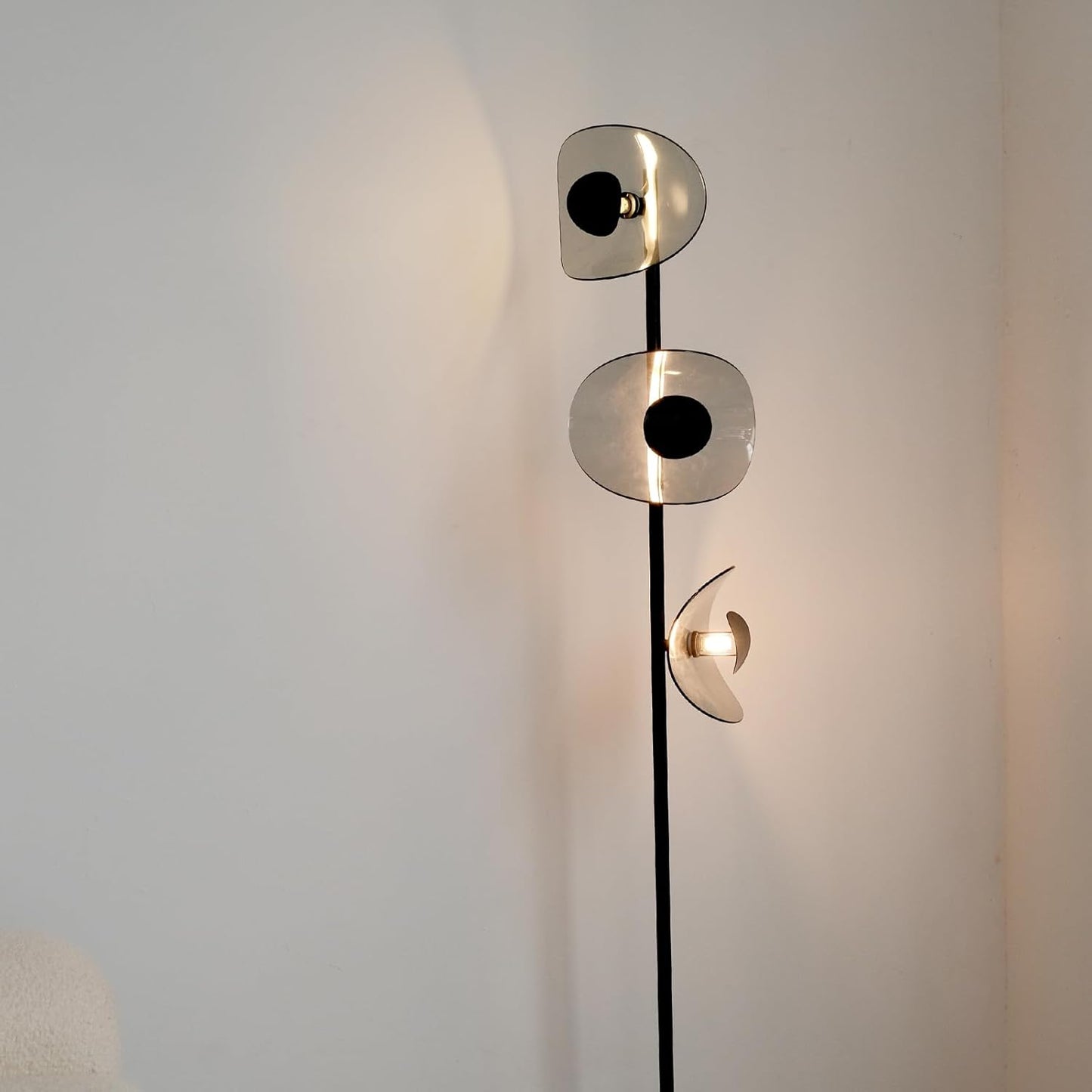 Medieval modern living room floor lamp, 3 lamps floor lamp, modern standing lamp, bedroom, office, dressing table industrial bright floor lamp