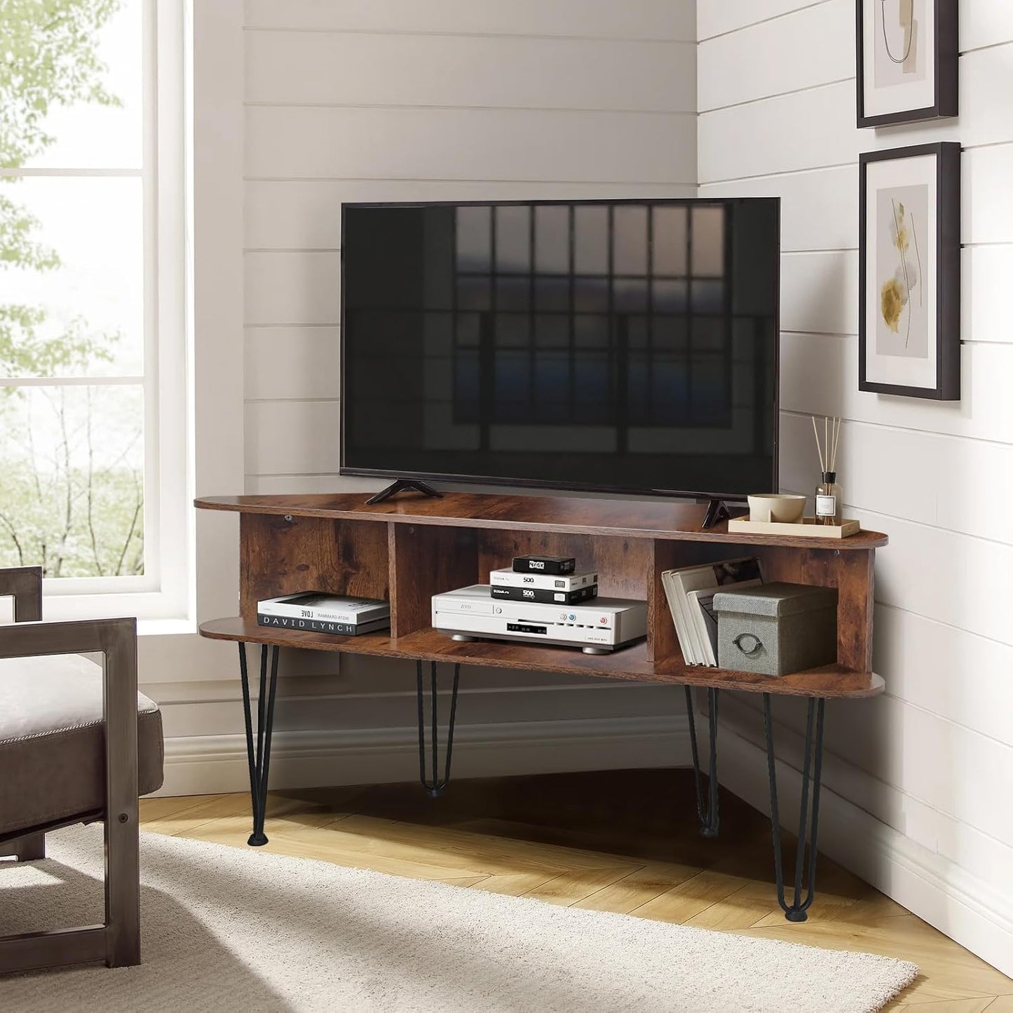 Corner TV Stand with 3 Open Divided Storage, Corner TV Console with Metal Feet and Anti-Slip Pads, Corner Entertain