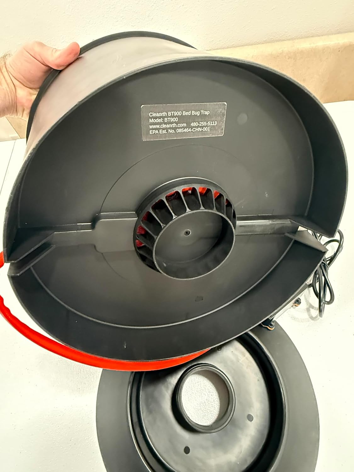 CLEANRTH BT900 Bed Bug Trapping System