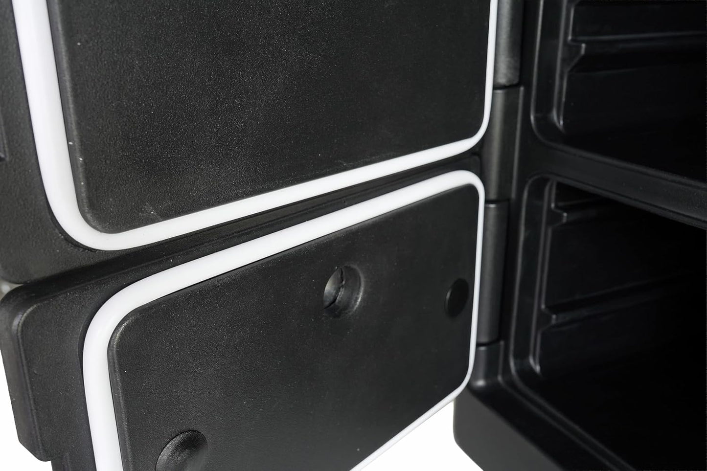 Pearington 95 Qt Dual Chamber Hot & Cold Insulated Food Carrier, Black